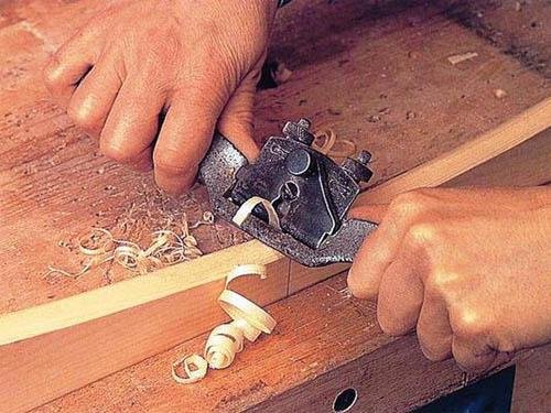 Как сделать деревянную вешалку своими руками