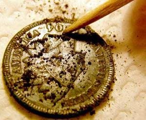 Как почистить монеты самостоятельно