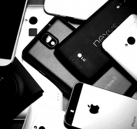 Какое применение найти старому смартфону? Какое применение найти старому смартфону?
