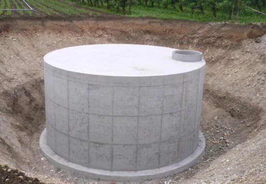 Что делать, если потекла бетонная емкость для хранения питьевой воды?