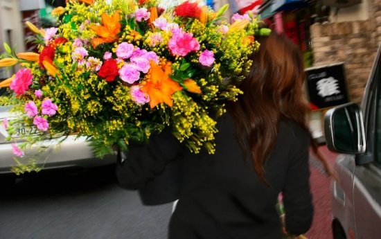 Доставка цветов в Москве почему это удобно